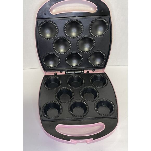 Babycakes Full Size Cupcake Maker 8 Cupcakes Non-Stick Baker Pink CC-2828 - Picture 3 of 11